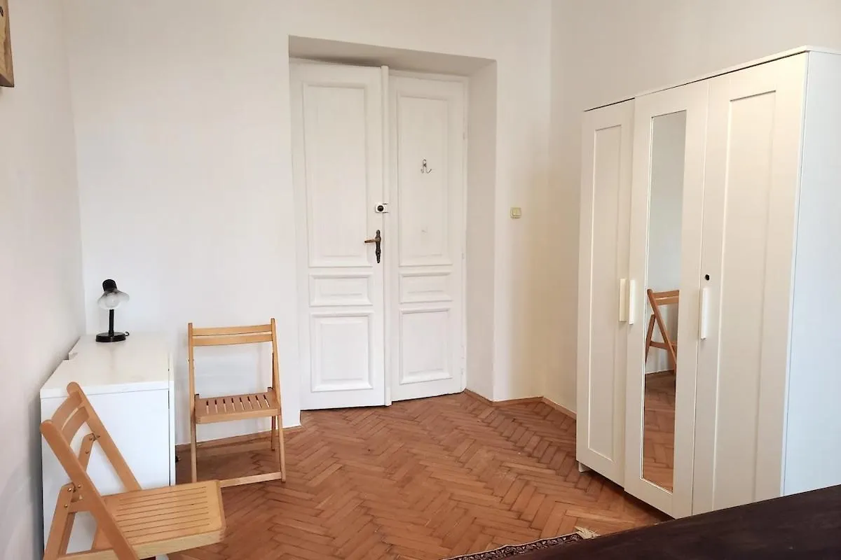 Old Town - 3 Bedrooms Soltyka Str S4 Krakow Daire
