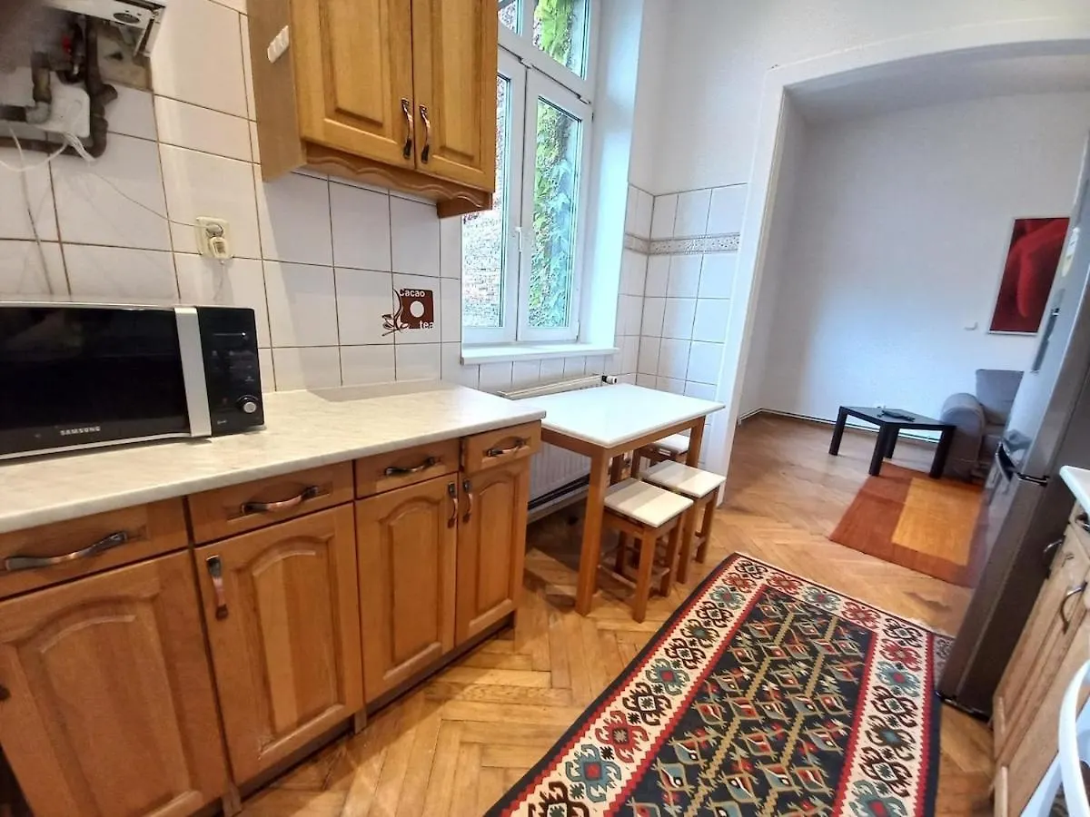 Daire Old Town - 3 Bedrooms Soltyka Str S4 Krakow