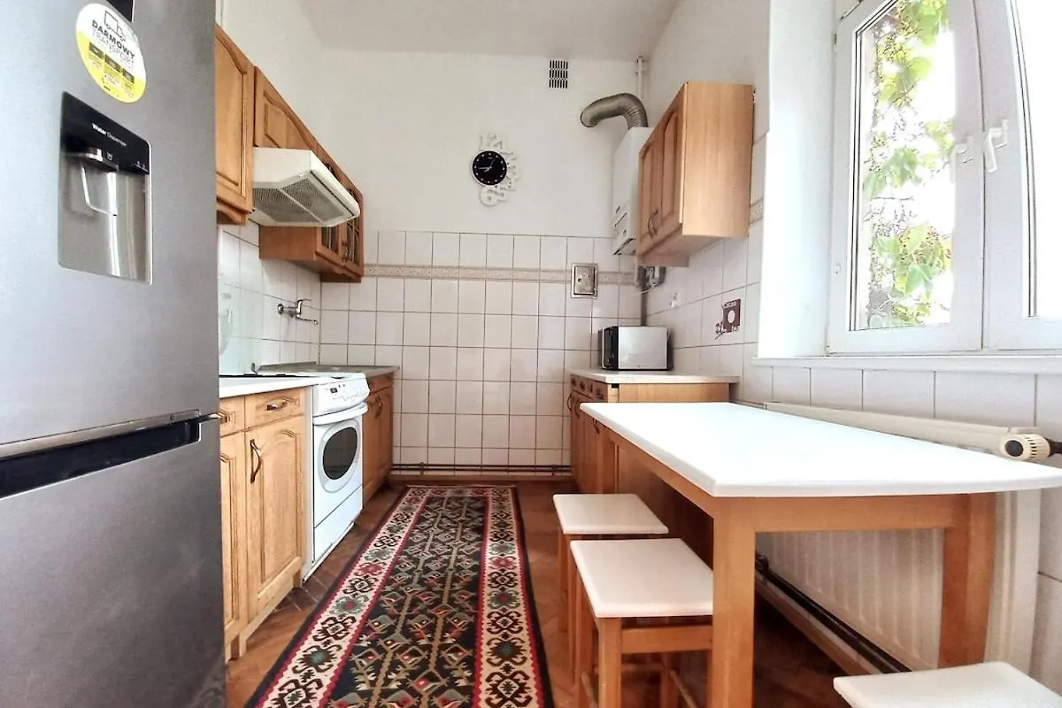 Old Town - 3 Bedrooms Soltyka Str S4 Krakow Apartment